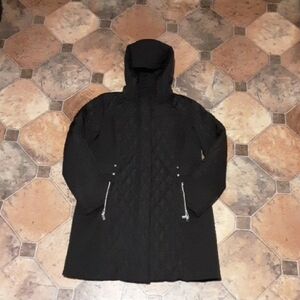 Jones New York Black Quilted Ski Jacket Size L.